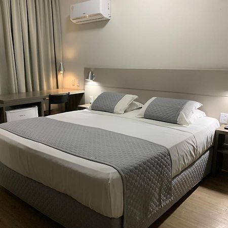 Hotel Valerim Itajai / Navegantes Exteriér fotografie